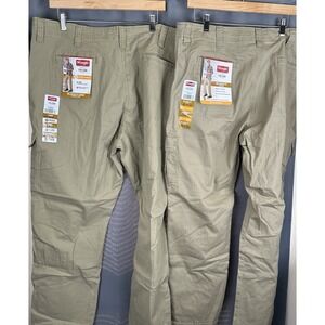 Lot Of 2 Men's Wrangler Cargo Pants w/‎ Stretch Relaxed Fit Khaki  42x32 NWT